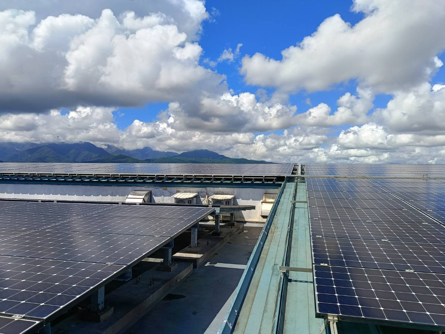 Factory Roof Solar Panel Installation - Panoramic View