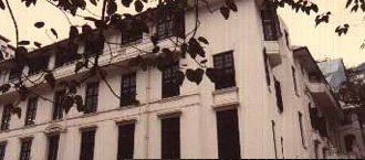  金 文 泰 中 學 堅 尼 地 道 舊 址